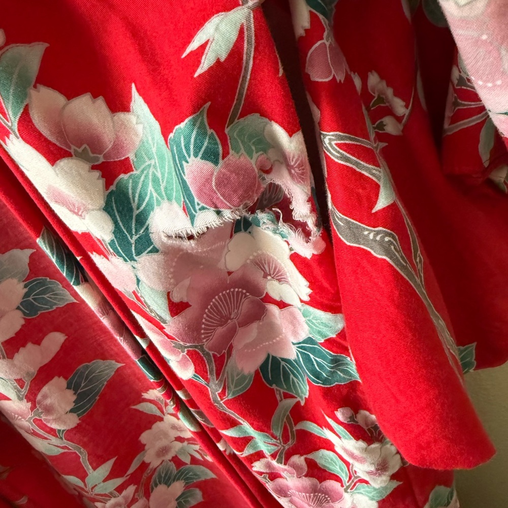 Floral Red Kimono Robe - Picture 4 of 4